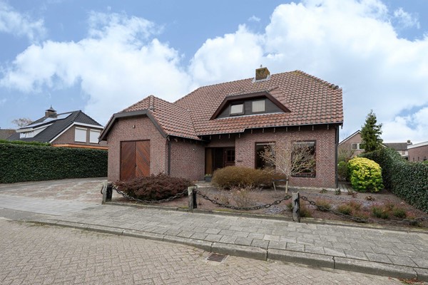 Te koop: Beukenlaan 3, 4744 CG Bosschenhoofd